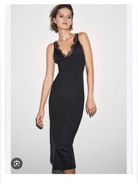 NWT Zara Black Lace V-Neck Slip Midi Dress Fitted Silhouette Sz M